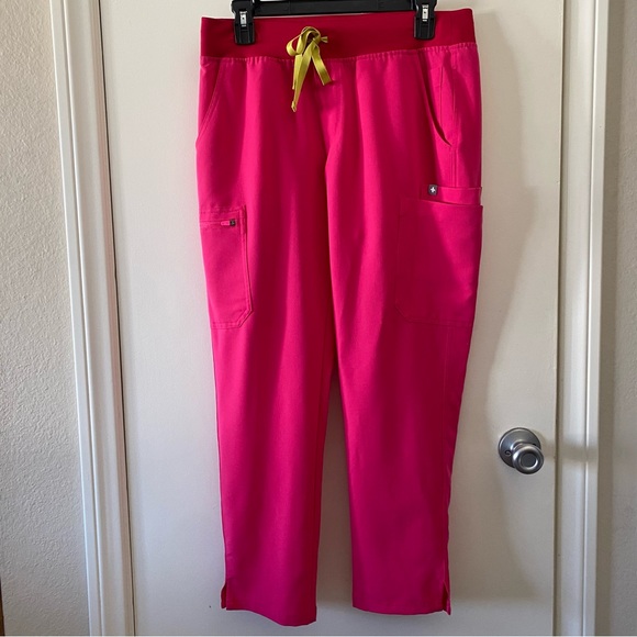 Figs Pants - Figs‎ Yola High Waisted Hot Pink Scrub Pants, M Petite